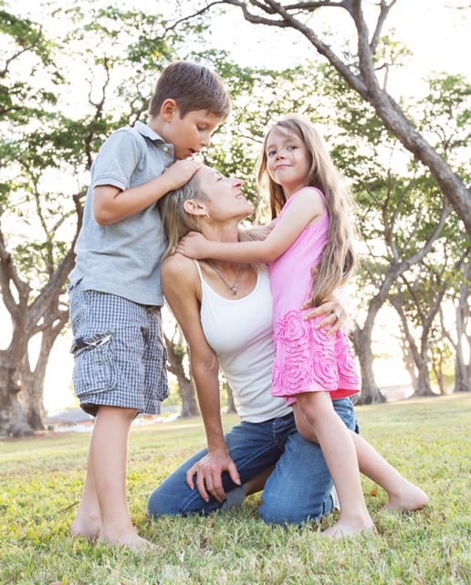 Leanne Scott with kids 2